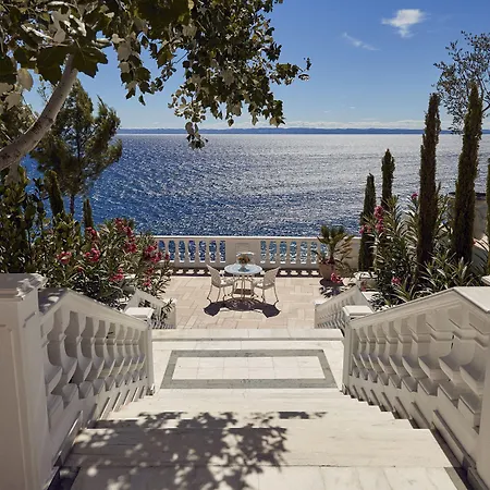 The Danai 5* Никити