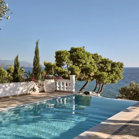 리조트 The Danai 5*